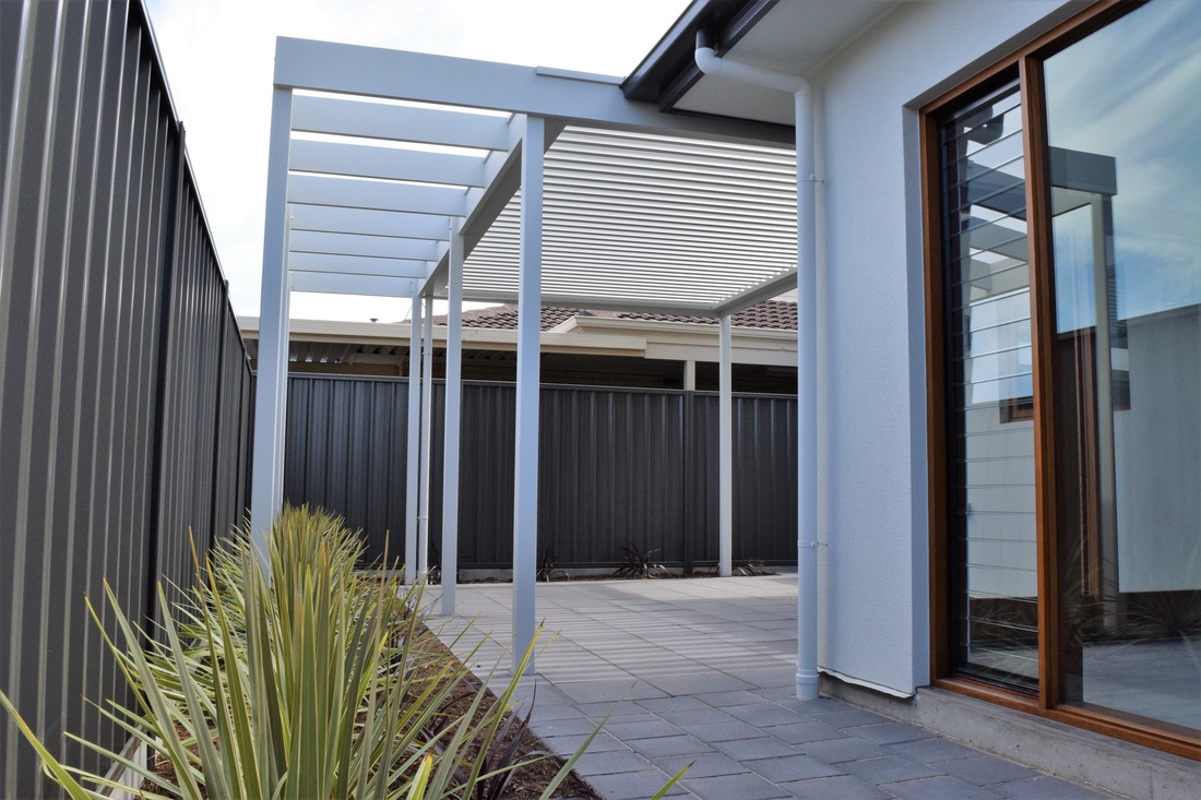 Glengowrie Builder Openable Roof in Outdoor Area